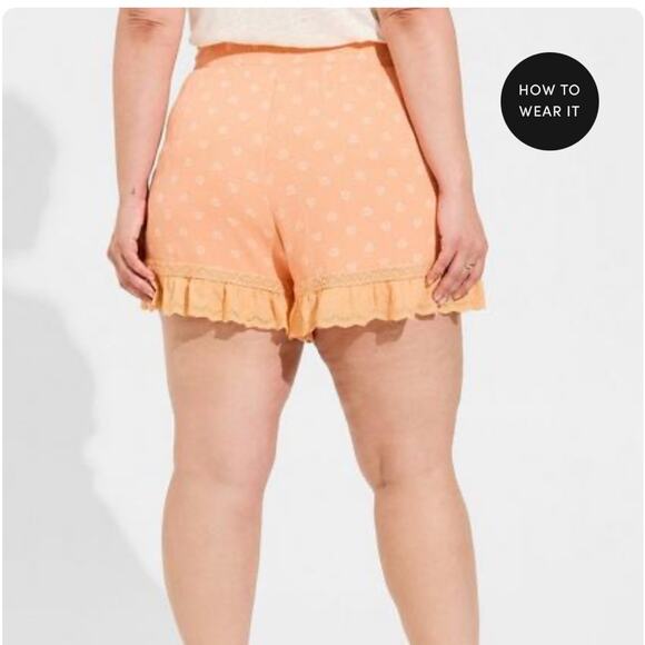 Torrid Peach Ruffle Hem Shorts - Picture 3 of 12
